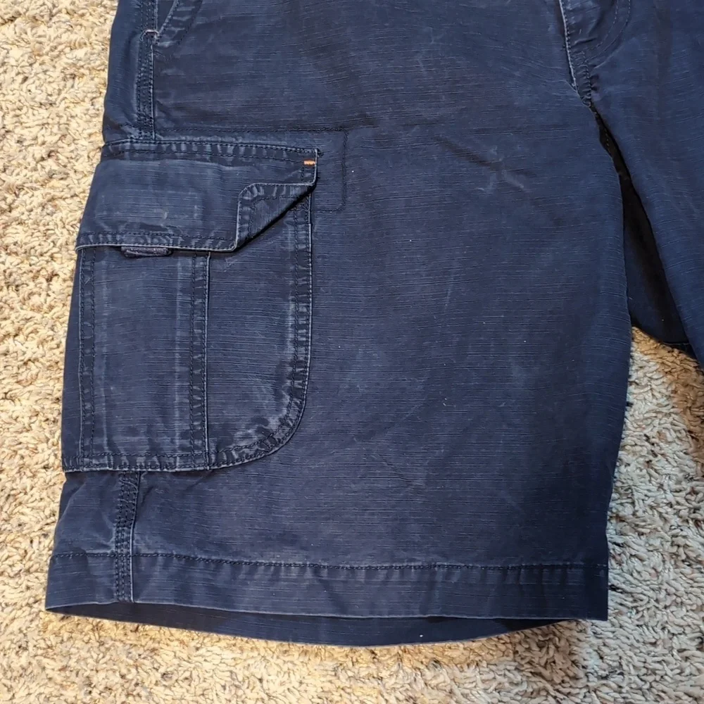 Legendary Whitetails NAVY Cargo Shorts Sz 34